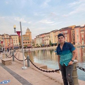 Meet your Posher, Gualberto